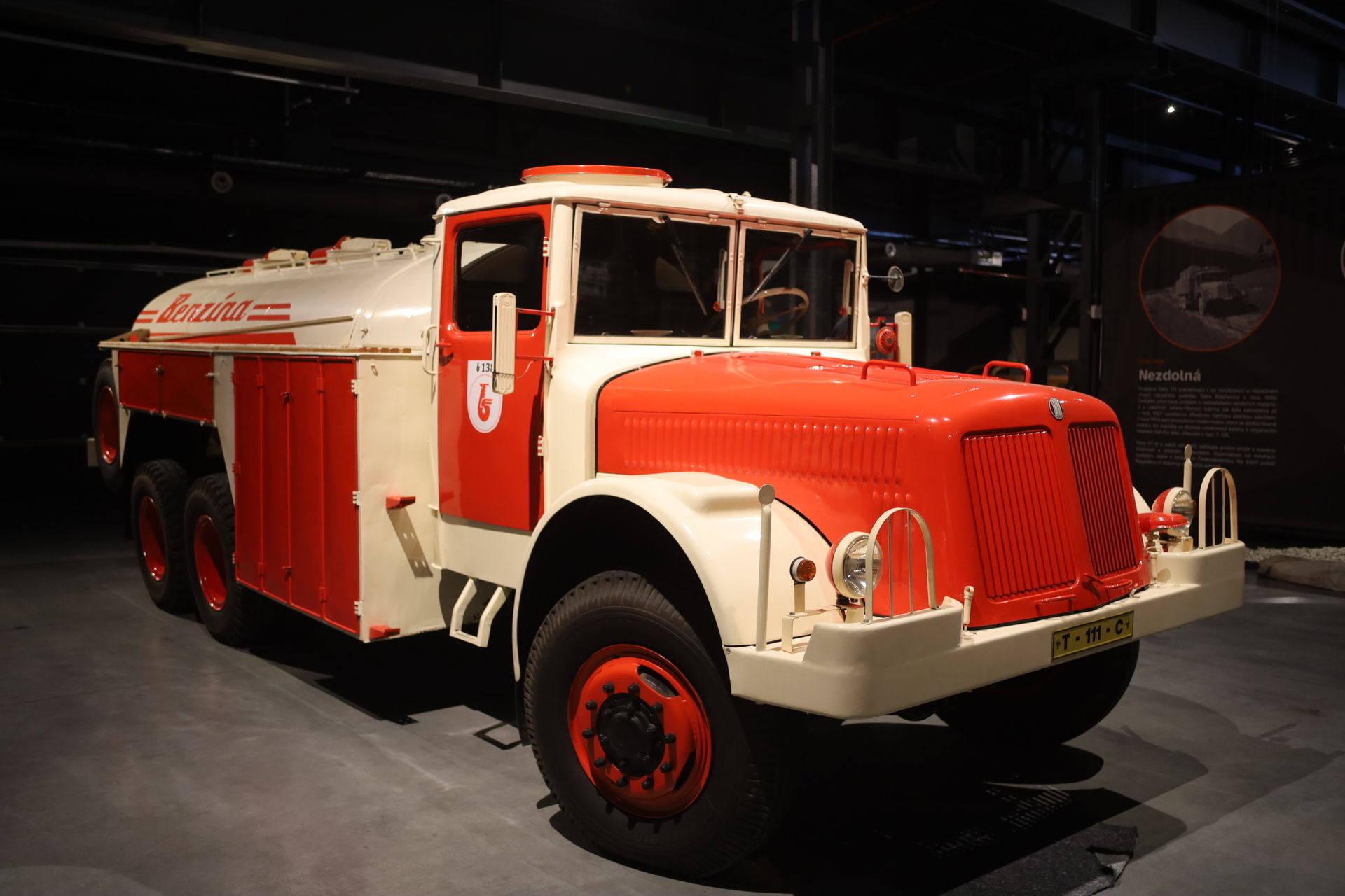 MUZEUM NKLADNCH AUTOMOBIL TATRA KOPIVNICE