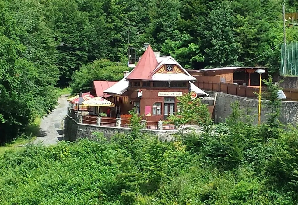 RESTAURACE U MOKRO�� V BYST�I�CE