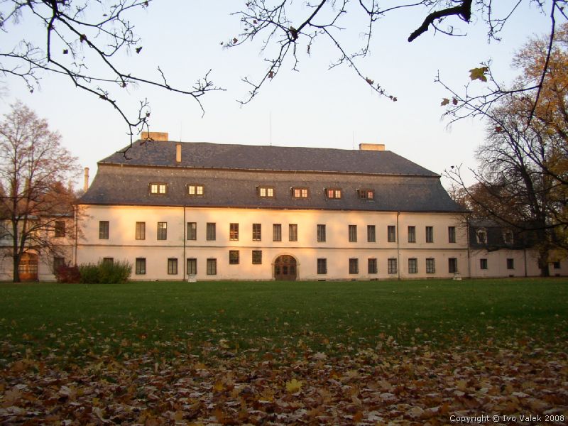 ZÁMEK KINSKÝCH MUZEUM REGIONU VALAŠSKO
